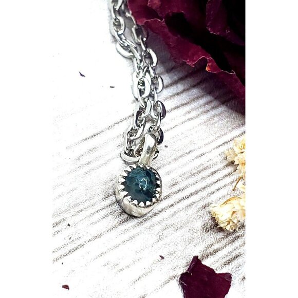 Moss agate sterling silver Necklace mini minimal tiny petite jewelry - Picture 3 of 11